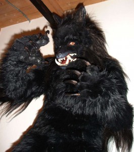 How To Build A Realistic Werewolf Costume – Werewolf News